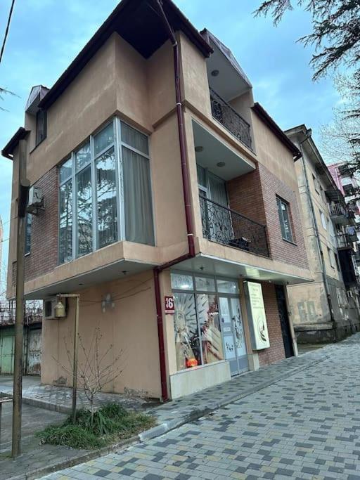 Comfortable House The City Center Kutaisi Eksteriør billede